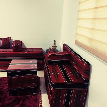 Wonderful Friends House Ξενοδοχείο Ουάντι Μούσα Εξωτερικό φωτογραφία