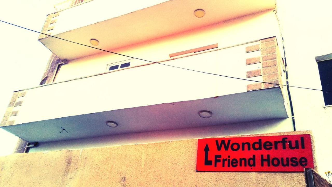 Wonderful Friends House Ξενοδοχείο Ουάντι Μούσα Εξωτερικό φωτογραφία