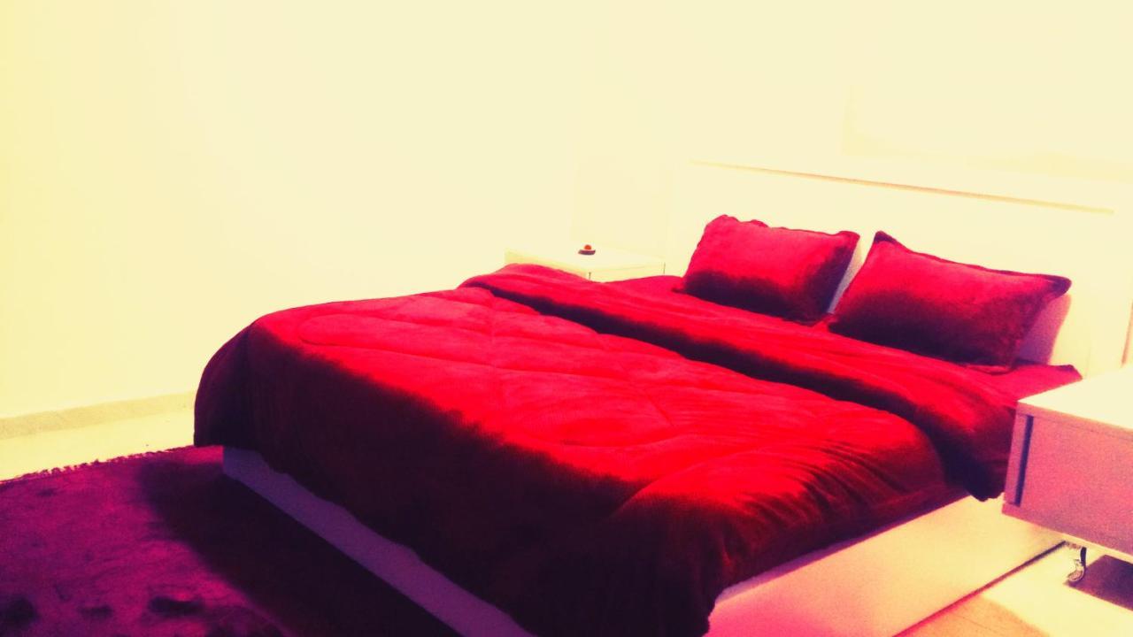 Wonderful Friends House Ξενοδοχείο Ουάντι Μούσα Εξωτερικό φωτογραφία