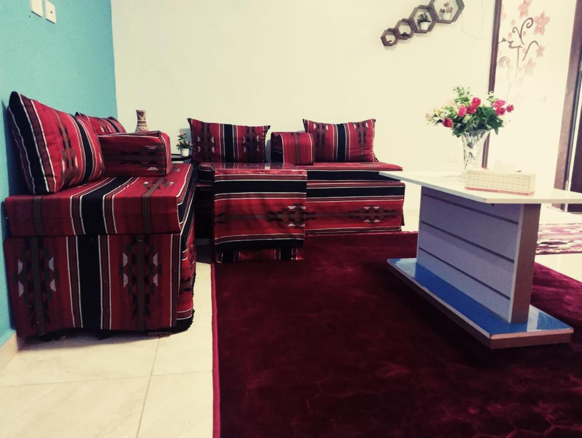 Wonderful Friends House Ξενοδοχείο Ουάντι Μούσα Εξωτερικό φωτογραφία